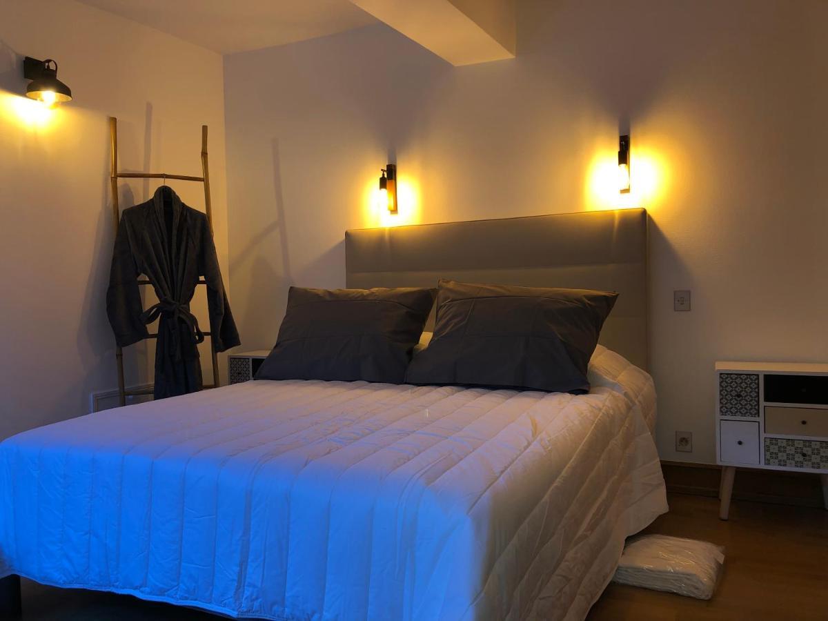 Les 3 P'Tites Pom'S Hotel Alençon Buitenkant foto
