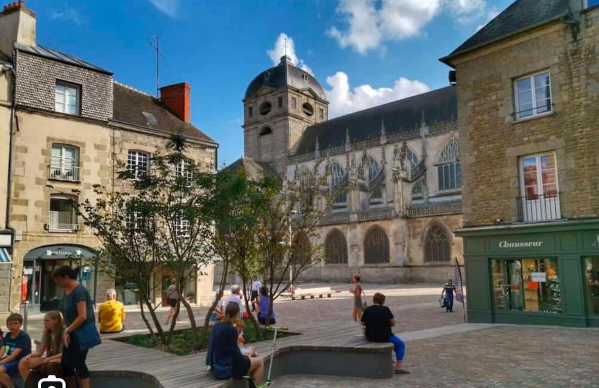Les 3 P'Tites Pom'S Hotel Alençon Buitenkant foto